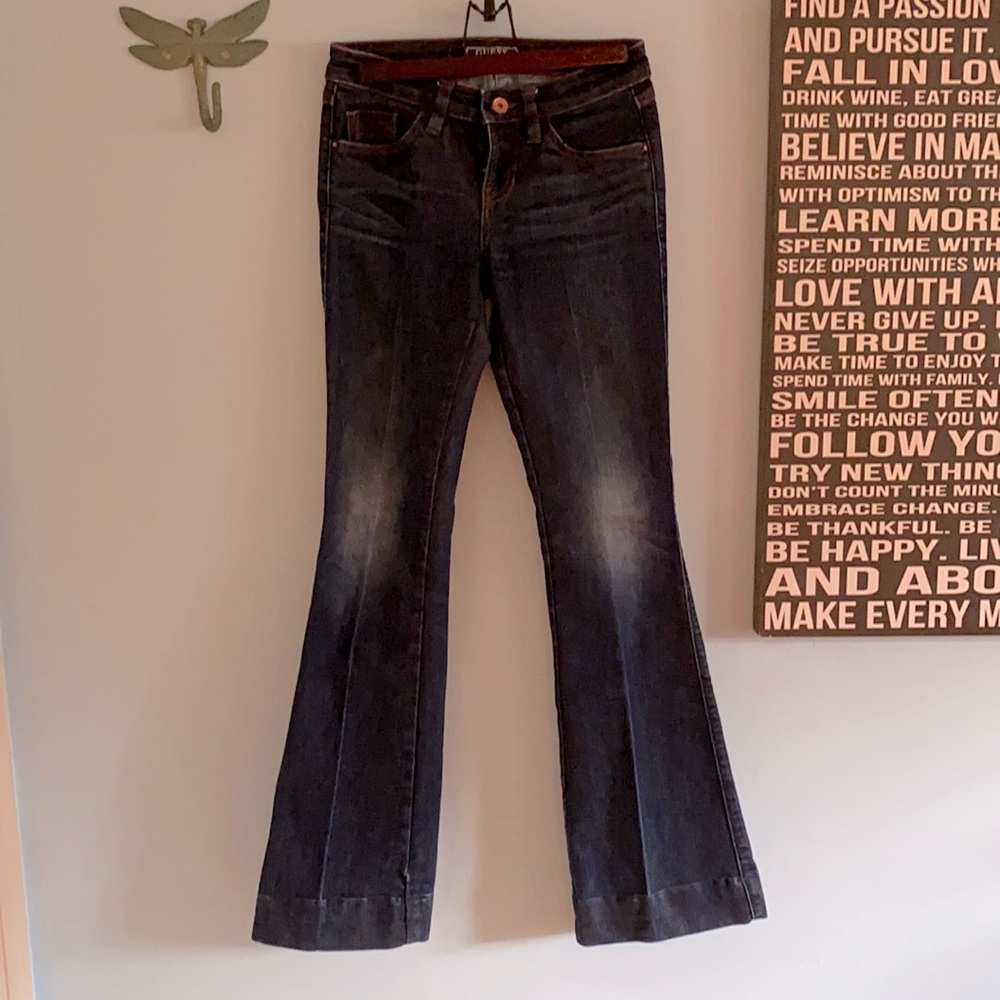 2 for $20 EUC guess dark sparkly Brittany Flare jean